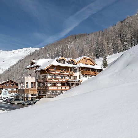 Burghotel Alpengluehn Обергургль Екстер'єр фото
