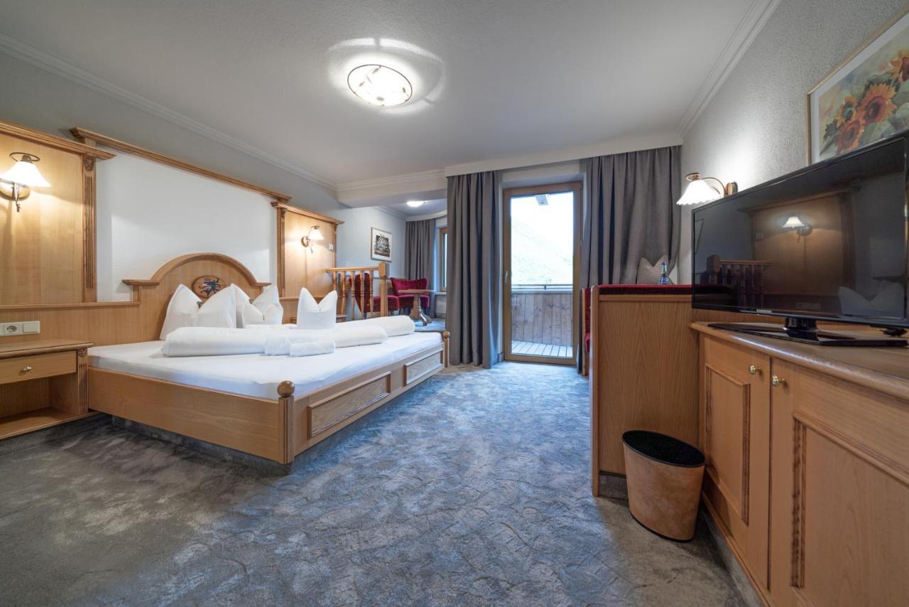 Burghotel Alpengluehn Обергургль Екстер'єр фото