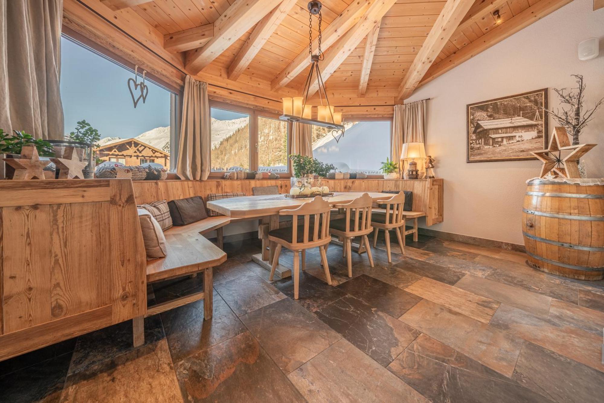 Burghotel Alpengluehn Обергургль Екстер'єр фото